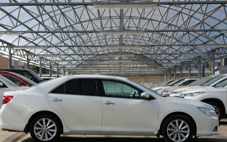 Toyota Camry, 2014 год, 1 830 000 рублей, 5 фотография