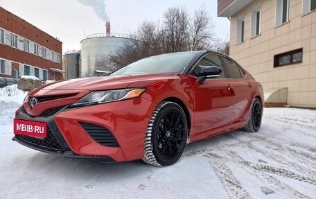 Toyota Camry, 2019 год, 2 500 000 рублей, 9 фотография