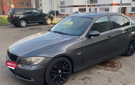 BMW 3 серия, 2005 год, 800 000 рублей, 3 фотография