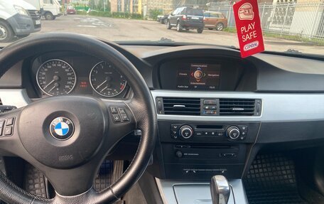 BMW 3 серия, 2005 год, 800 000 рублей, 16 фотография