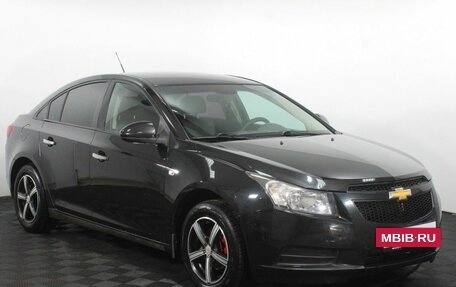 Chevrolet Cruze II, 2010 год, 585 000 рублей, 3 фотография