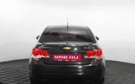 Chevrolet Cruze II, 2010 год, 585 000 рублей, 7 фотография