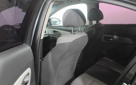 Chevrolet Cruze II, 2010 год, 585 000 рублей, 17 фотография