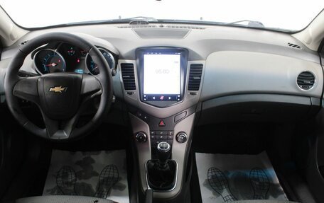 Chevrolet Cruze II, 2010 год, 585 000 рублей, 14 фотография