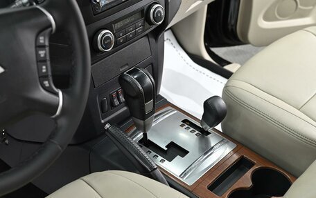 Mitsubishi Pajero IV, 2008 год, 1 355 000 рублей, 10 фотография