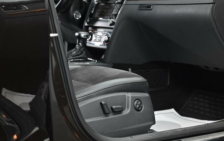 Skoda Superb III рестайлинг, 2012 год, 1 095 000 рублей, 14 фотография