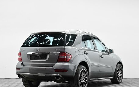 Mercedes-Benz M-Класс, 2011 год, 1 595 000 рублей, 4 фотография