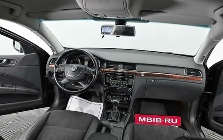 Skoda Superb III рестайлинг, 2012 год, 1 095 000 рублей, 12 фотография