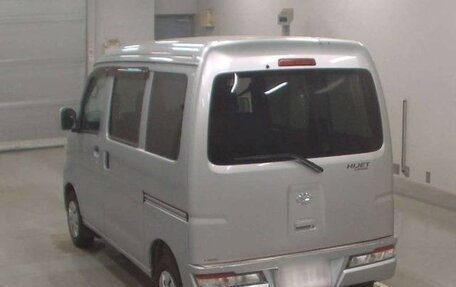 Daihatsu Hijet, 2021 год, 1 000 000 рублей, 4 фотография