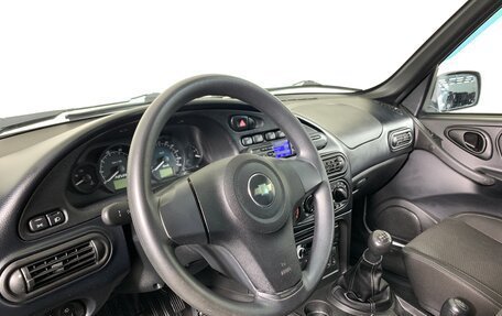 Chevrolet Niva I рестайлинг, 2018 год, 850 000 рублей, 11 фотография