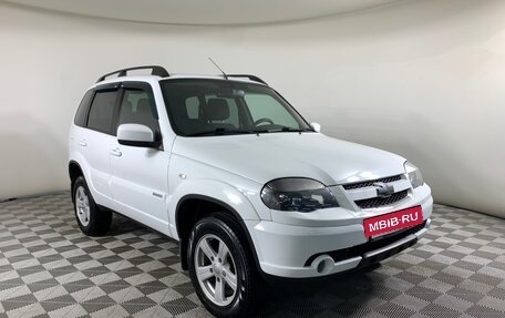 Chevrolet Niva I рестайлинг, 2018 год, 850 000 рублей, 3 фотография