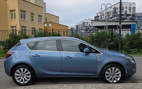 Opel Astra J, 2010 год, 920 000 рублей, 5 фотография