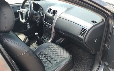 Toyota Corolla, 2012 год, 900 000 рублей, 10 фотография