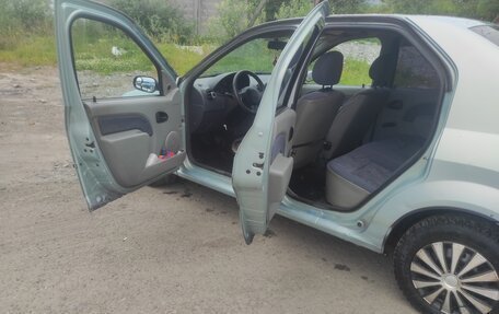 Renault Logan I, 2006 год, 240 000 рублей, 10 фотография
