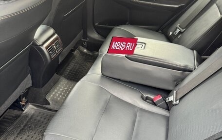 Toyota Camry, 2017 год, 1 900 000 рублей, 8 фотография