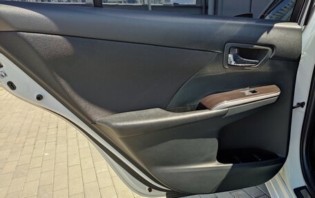 Toyota Camry, 2016 год, 1 940 000 рублей, 15 фотография