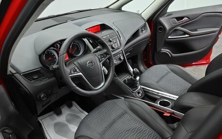 Opel Zafira C рестайлинг, 2012 год, 895 000 рублей, 8 фотография