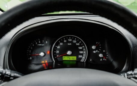 KIA Carnival III, 2008 год, 1 000 000 рублей, 16 фотография