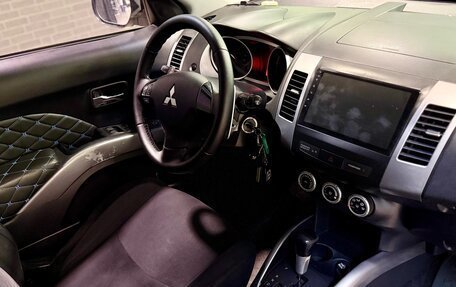 Mitsubishi Outlander III рестайлинг 3, 2008 год, 790 000 рублей, 10 фотография