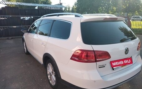 Volkswagen Passat B7, 2013 год, 1 550 000 рублей, 4 фотография