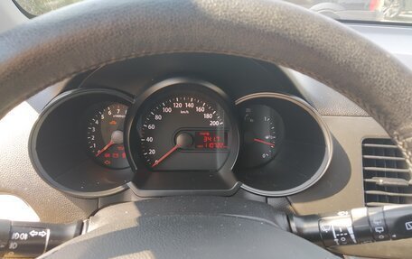 KIA Picanto II, 2011 год, 750 000 рублей, 13 фотография
