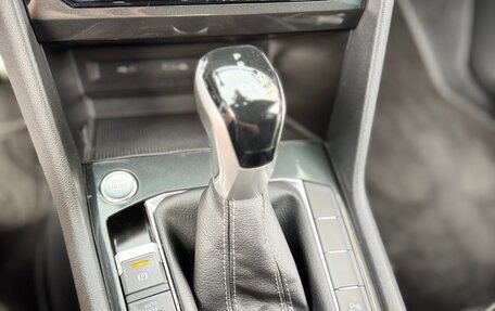 Volkswagen Tiguan II, 2022 год, 4 450 000 рублей, 8 фотография