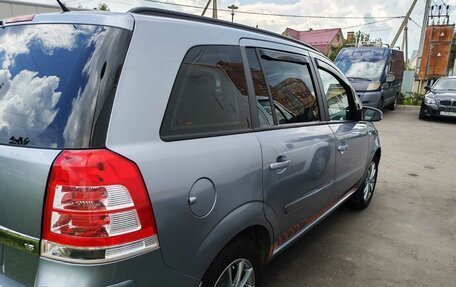 Opel Zafira B, 2008 год, 700 000 рублей, 10 фотография