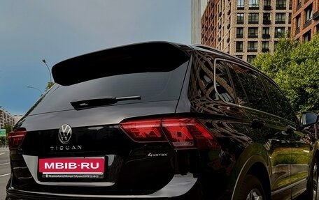 Volkswagen Tiguan II, 2022 год, 4 450 000 рублей, 2 фотография