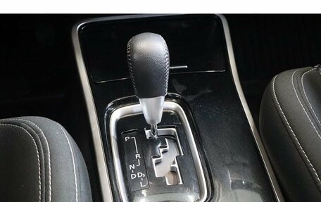 Mitsubishi Outlander III рестайлинг 3, 2019 год, 2 260 000 рублей, 9 фотография