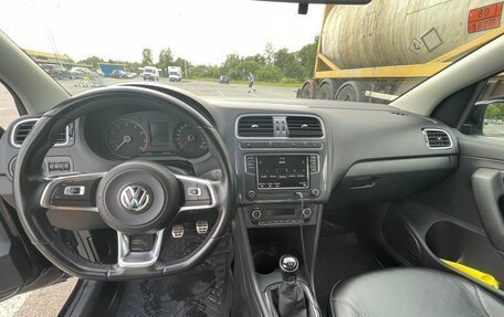 Volkswagen Polo VI (EU Market), 2018 год, 1 360 000 рублей, 1 фотография
