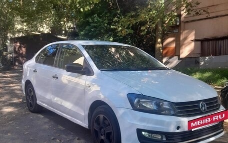 Volkswagen Polo VI (EU Market), 2015 год, 500 000 рублей, 2 фотография