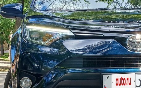 Toyota RAV4, 2019 год, 2 225 000 рублей, 6 фотография