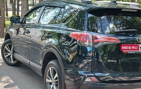 Toyota RAV4, 2019 год, 2 225 000 рублей, 15 фотография