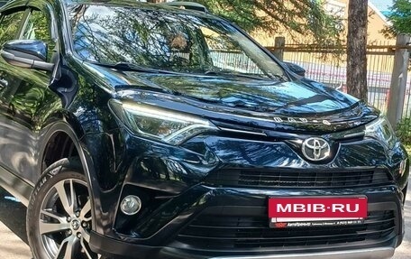 Toyota RAV4, 2019 год, 2 225 000 рублей, 3 фотография