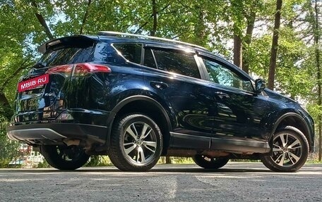 Toyota RAV4, 2019 год, 2 225 000 рублей, 11 фотография