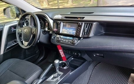 Toyota RAV4, 2019 год, 2 225 000 рублей, 28 фотография