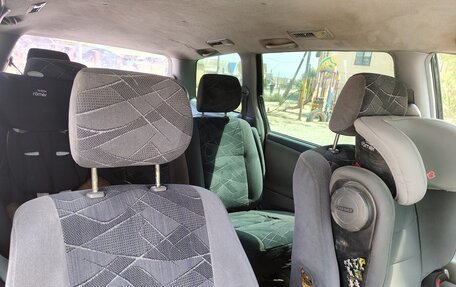 Toyota Previa II, 2000 год, 600 000 рублей, 9 фотография