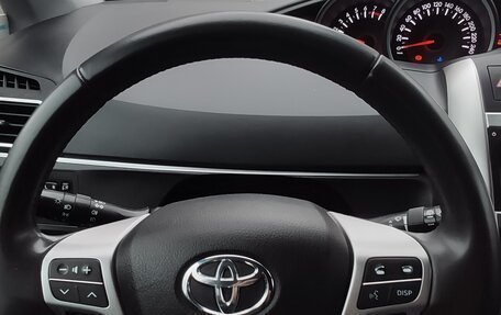 Toyota Verso I, 2014 год, 1 450 000 рублей, 16 фотография