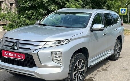 Mitsubishi Pajero Sport III рестайлинг, 2022 год, 4 100 000 рублей, 2 фотография