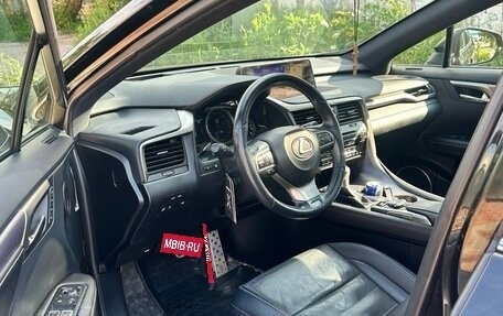 Lexus RX IV рестайлинг, 2019 год, 6 150 000 рублей, 3 фотография
