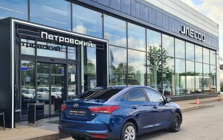 Hyundai Solaris II рестайлинг, 2022 год, 1 540 000 рублей, 6 фотография