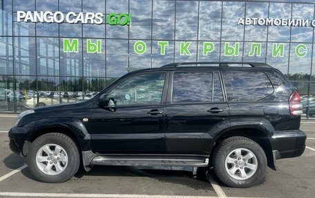 Toyota Land Cruiser Prado 120 рестайлинг, 2008 год, 1 905 900 рублей, 2 фотография