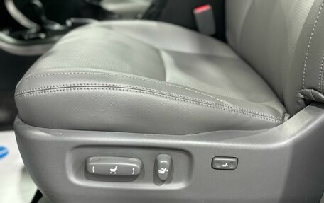 Toyota Land Cruiser Prado 120 рестайлинг, 2008 год, 1 905 900 рублей, 14 фотография