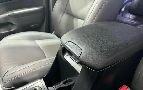 Toyota Land Cruiser Prado 120 рестайлинг, 2008 год, 1 905 900 рублей, 19 фотография
