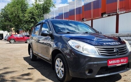 Renault Logan I, 2011 год, 380 000 рублей, 1 фотография