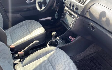 Skoda Fabia II, 2009 год, 450 000 рублей, 10 фотография