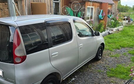 Toyota FunCargo, 2000 год, 350 000 рублей, 3 фотография