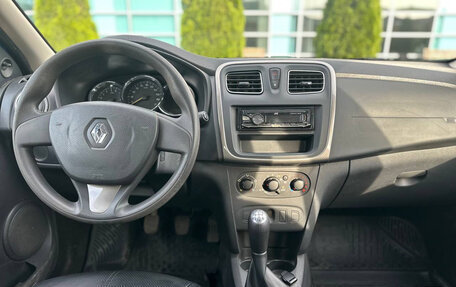 Renault Logan II, 2018 год, 620 000 рублей, 2 фотография