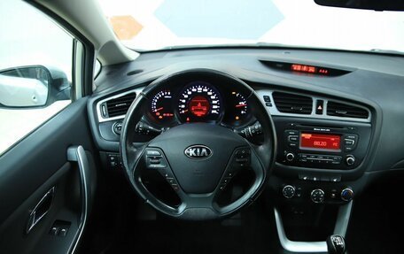 KIA cee'd III, 2013 год, 990 000 рублей, 12 фотография