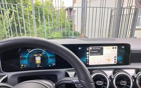 Mercedes-Benz CLA, 2020 год, 2 800 000 рублей, 10 фотография